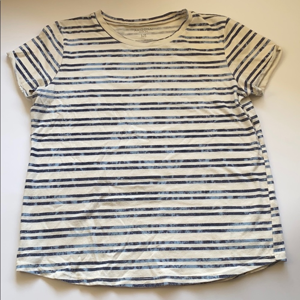 stripped girls shirt